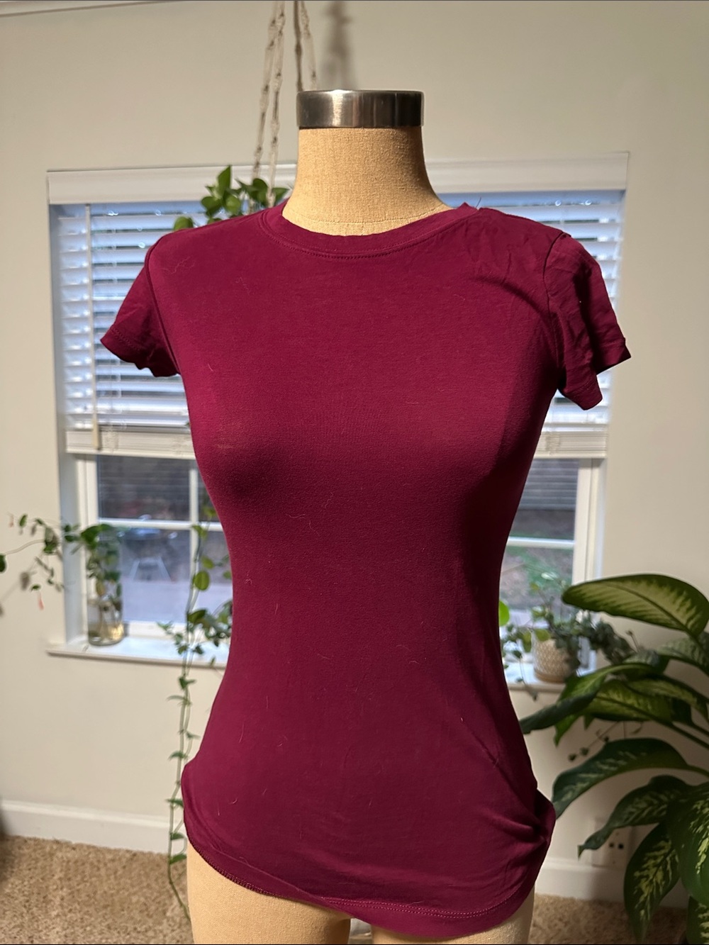 Women’s Crewneck Short Sleeve Tee - Burgundy